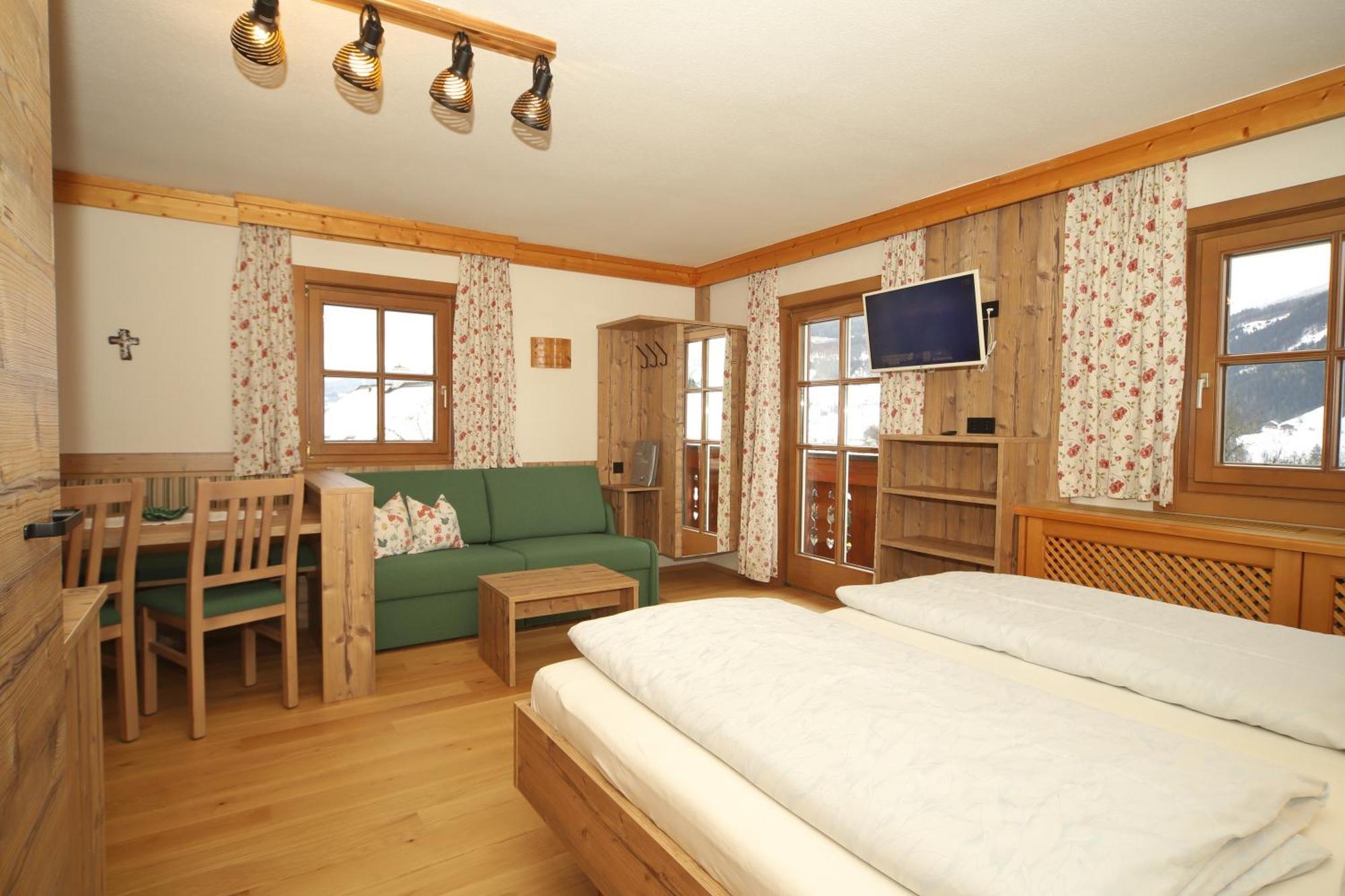 Linarhof Apartment Urlaub Am Bio Bauernhof Haus im Ennstal Room photo
